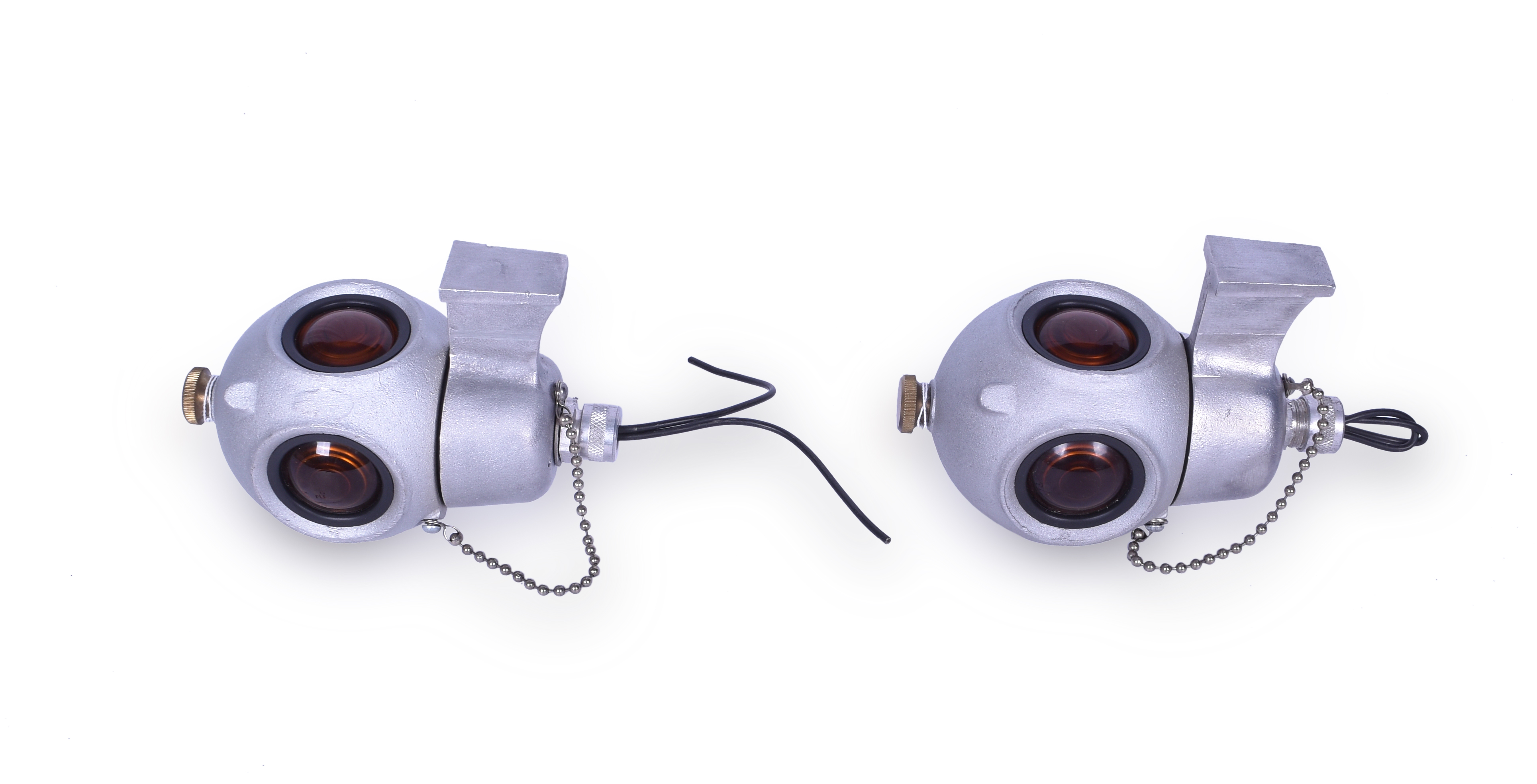 43 - Matched Pair of Chesapeake and Ohio Railroad Cannonball Marker Lights thumbnail