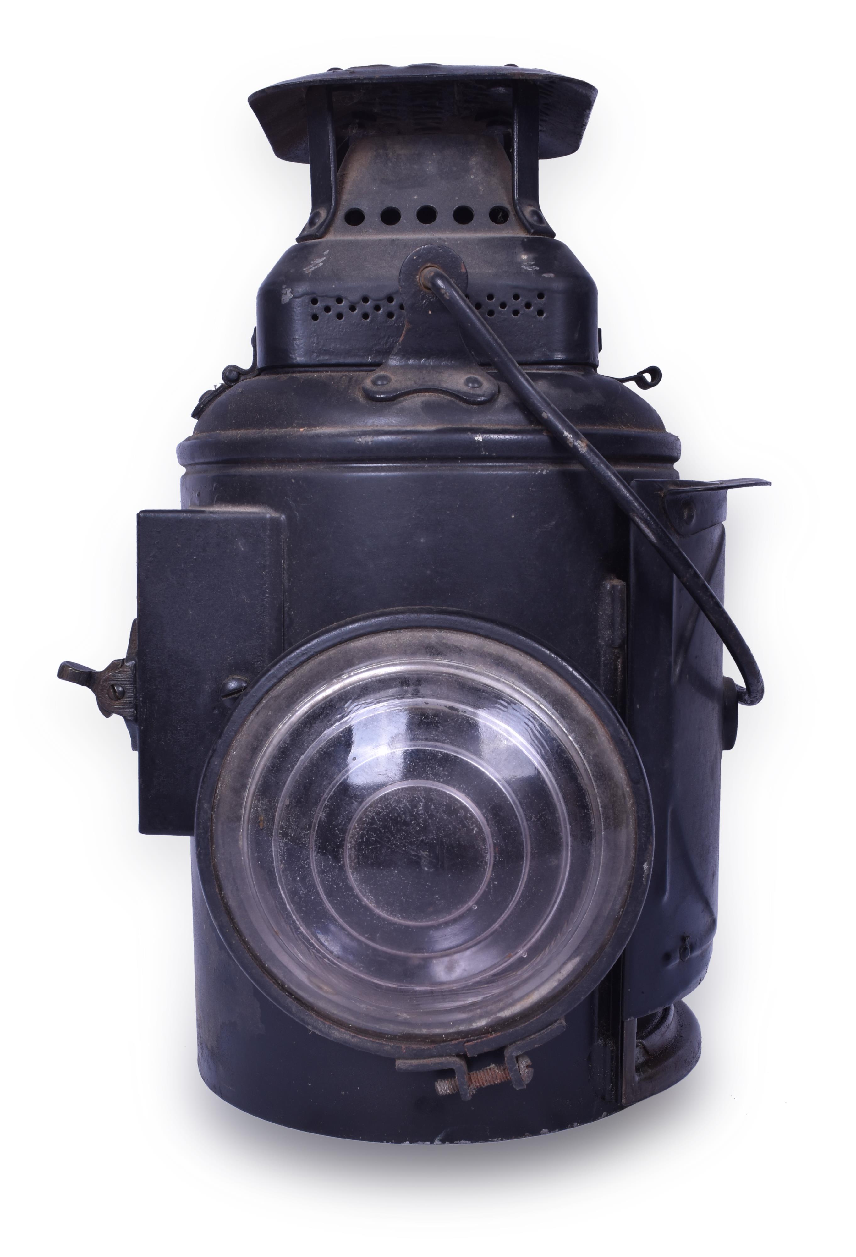 110 - Adlake 252 1/2 Locomotive Classification Lamp. thumbnail