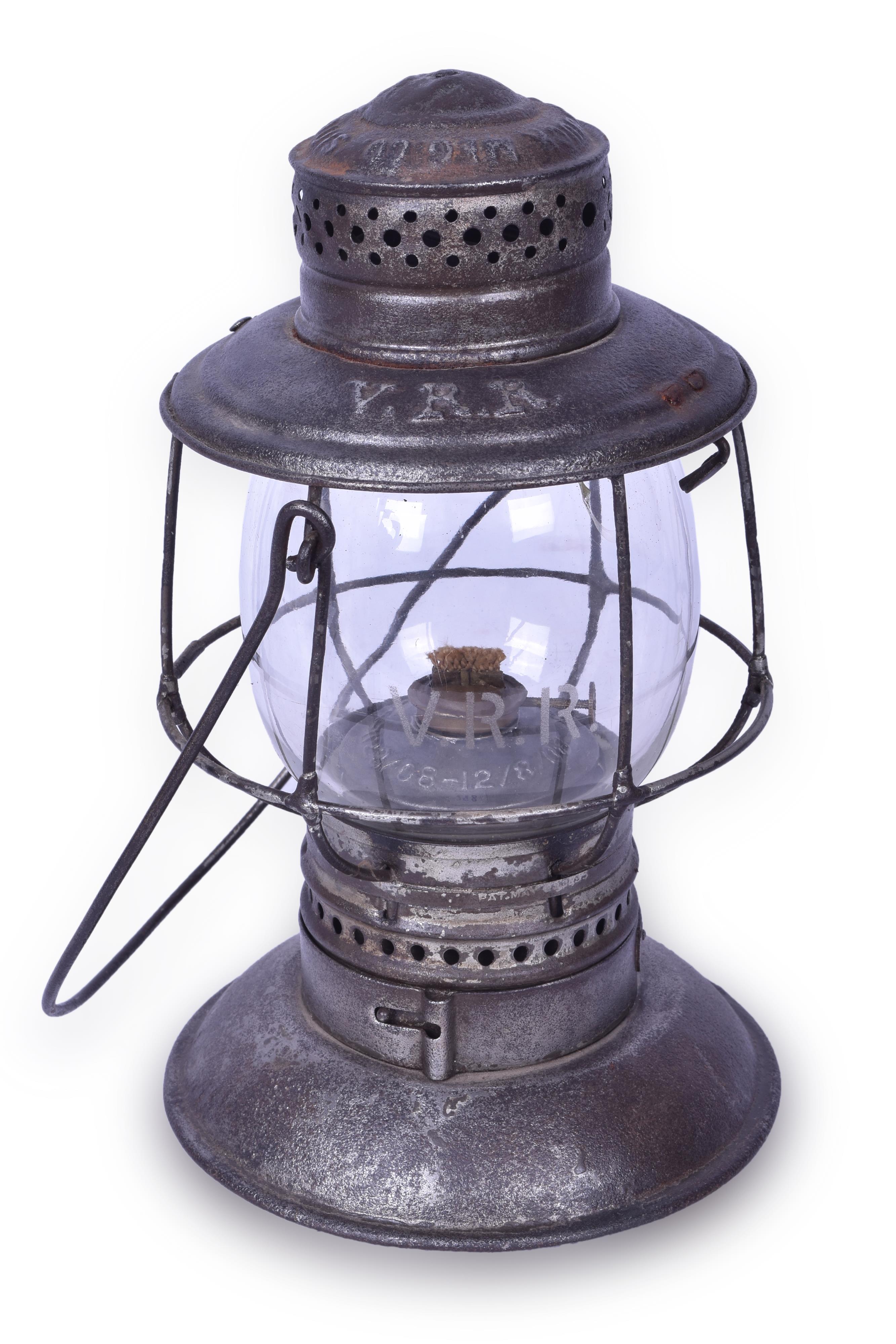 288 - Handlan Buck Vandalia Railroad Clear Tall Globe Lantern w/ Etched Globe thumbnail