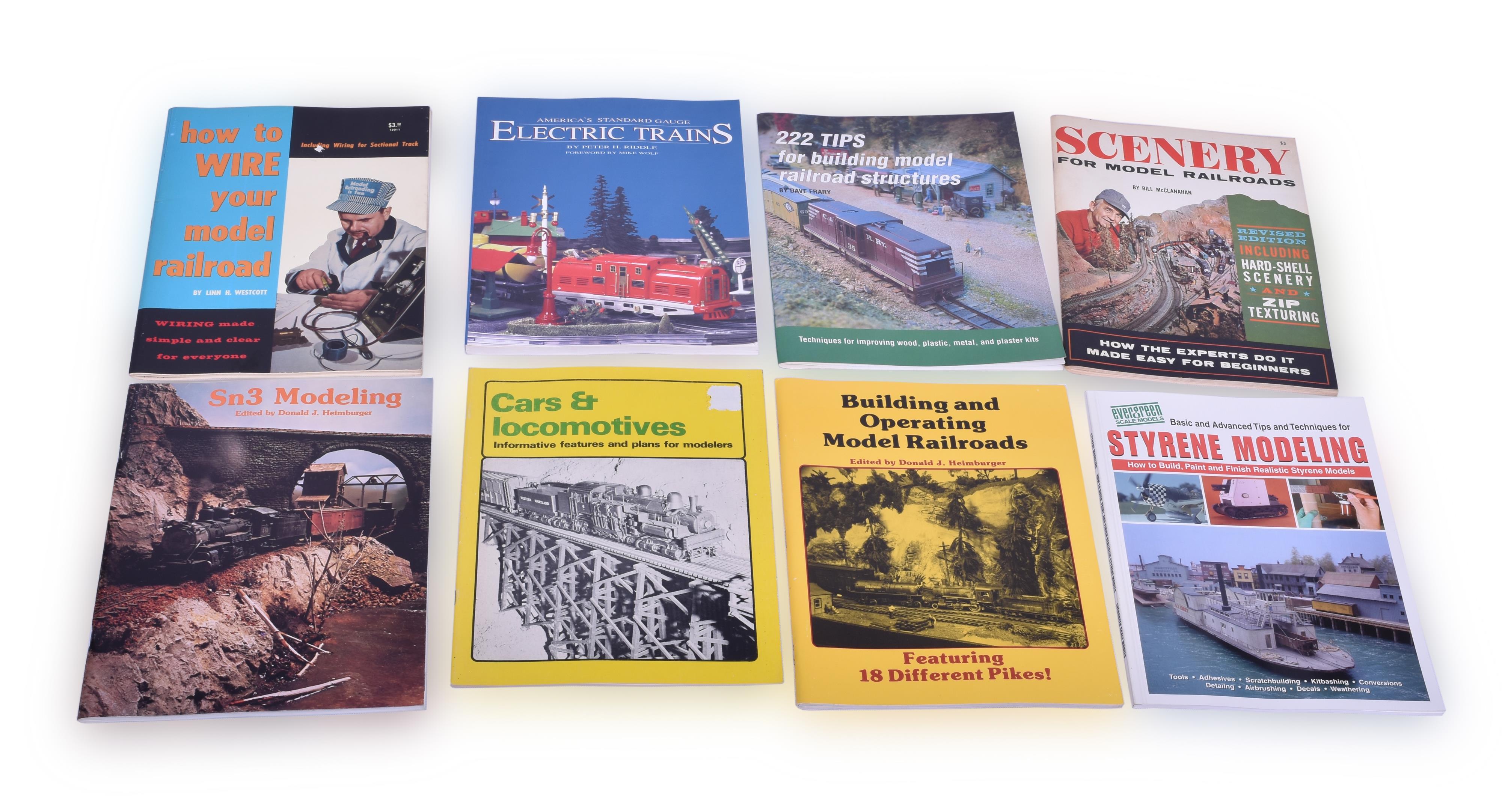 425 - Group of Twenty Four Model Railroading Books thumbnail