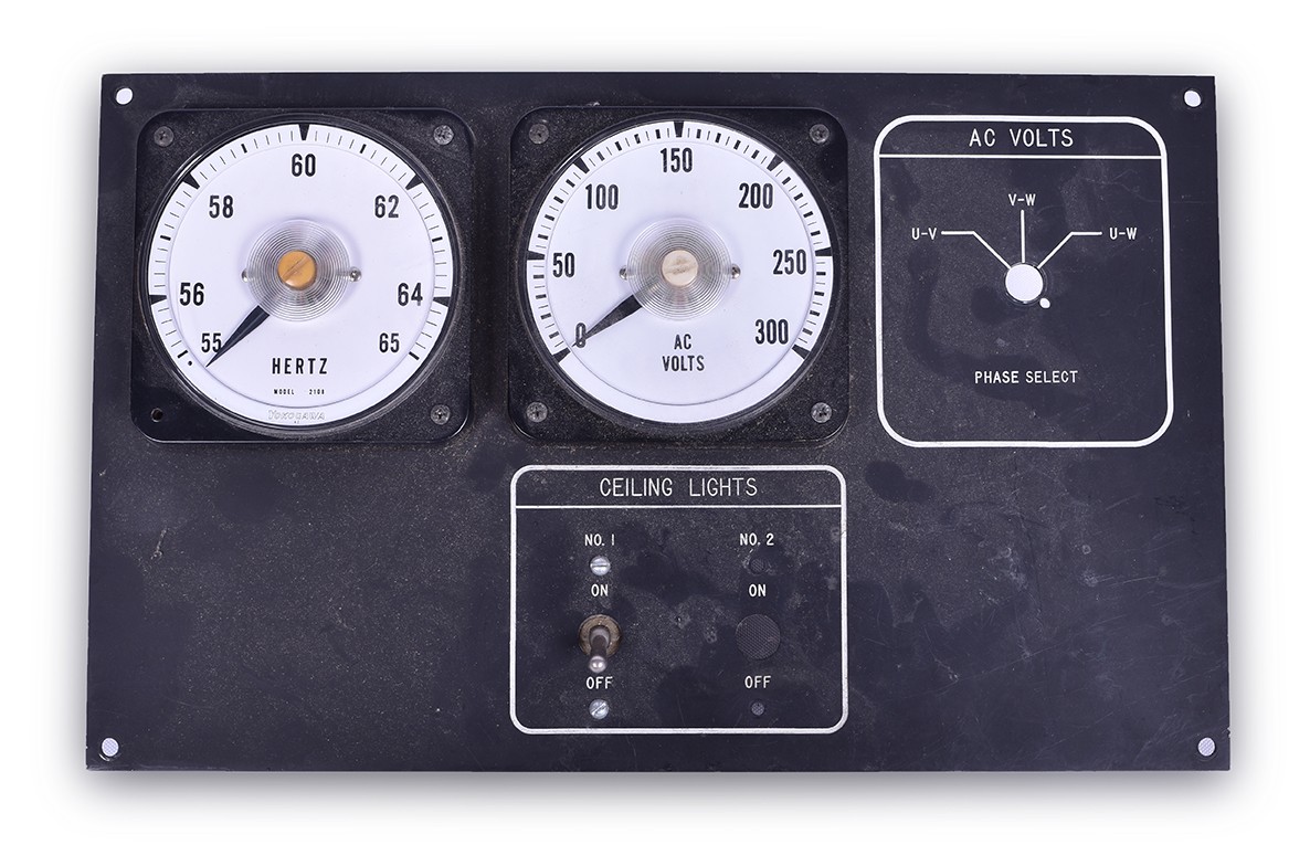 49 - Chicago, South Shore, & South Bend Railroad Locomotive / Commuter Car Gauges - Voltage Panel, Speedometer, Air Brake Gauges thumbnail