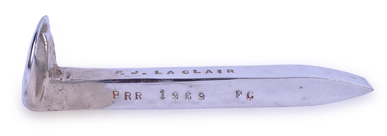 73 - Pennsylvania / Penn Central Chrome Railroad Spike With Inset Herald and Stamping thumbnail