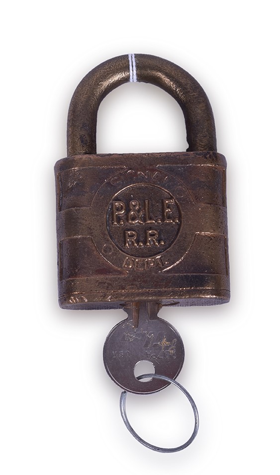 125 - Yale Pittsburgh & Lake Erie Railroad Brass Signal Dept. Lock w/ Repro Key thumbnail
