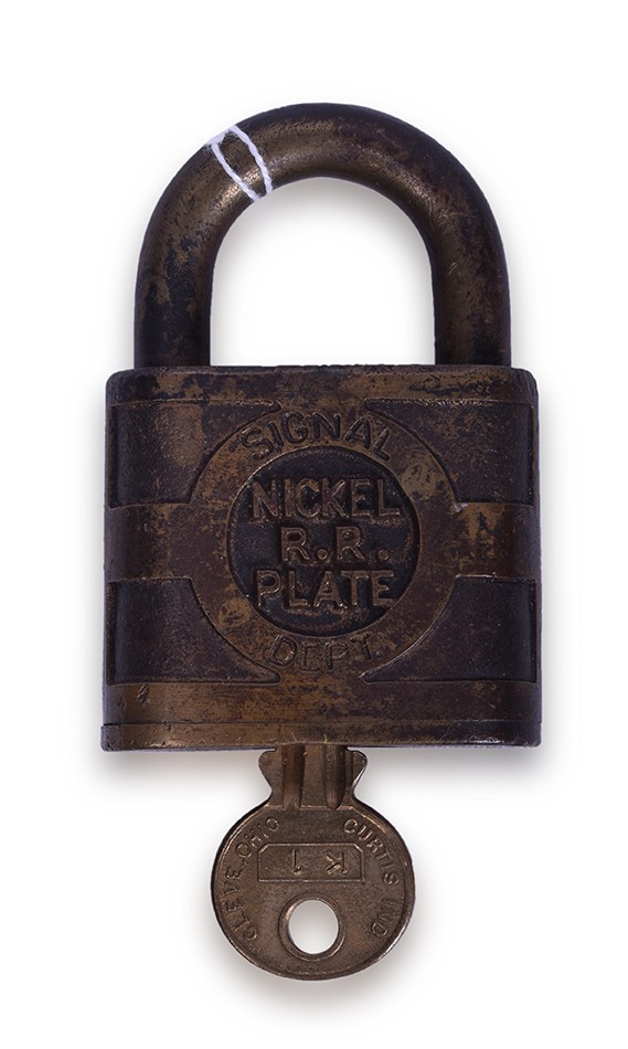 129 - Yale Nickel Plate Signal Department Brass Railroad Lock w/ Key thumbnail