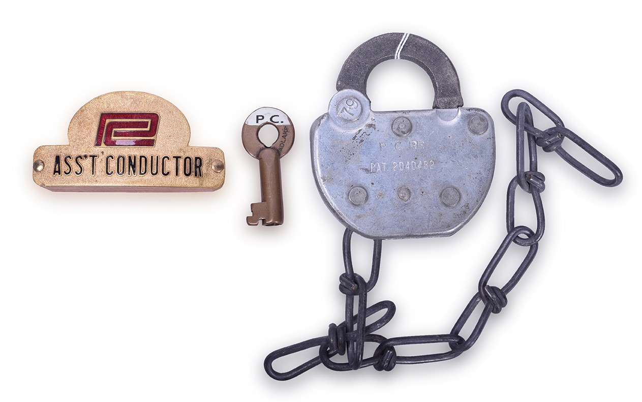 169 - Penn Central Adlake Lock w/ Key and Assistant Conductor Hat Badge thumbnail