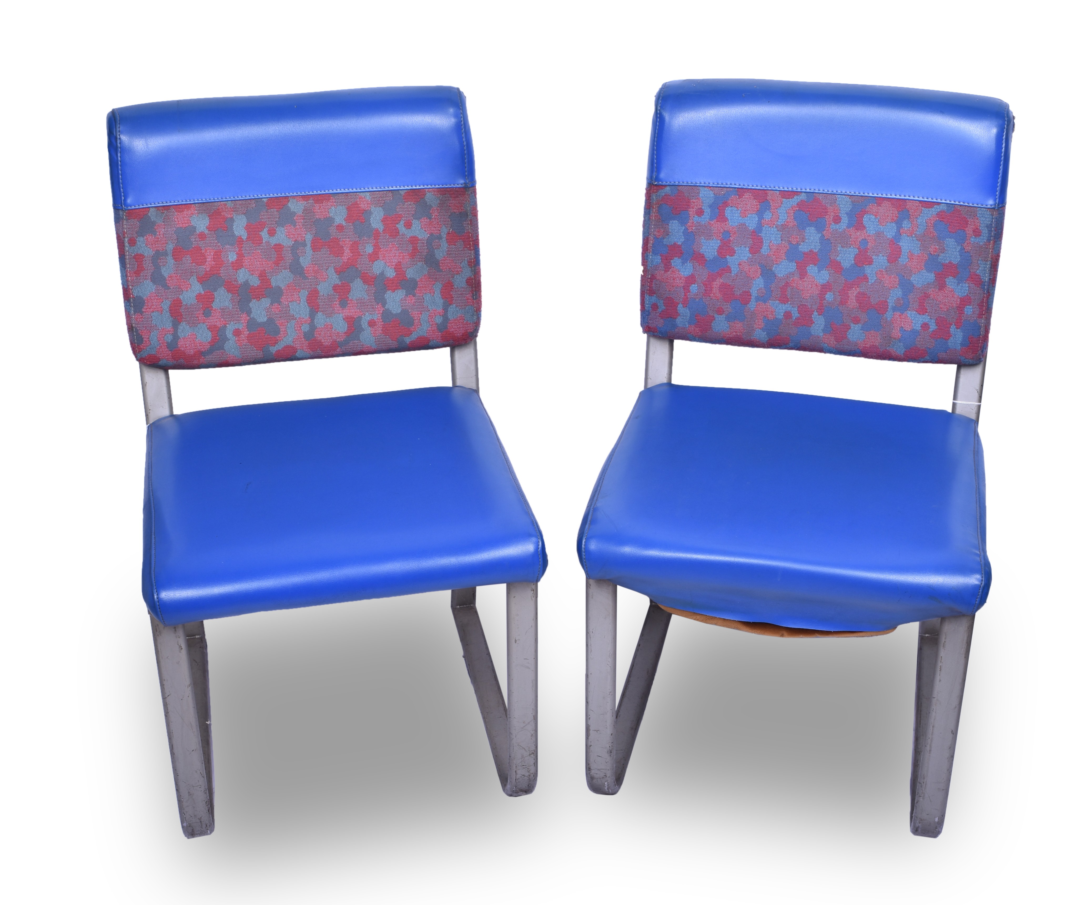 201 - Pair of Amtrak Railroad Dining Car Chairs thumbnail