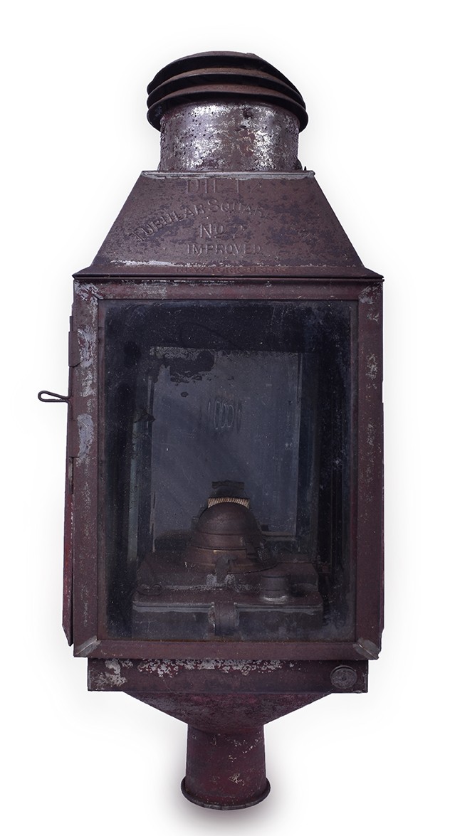 258 - Dietz No. 2 Tubular Square Improved Lamp w/ Burner - Pole Mount thumbnail