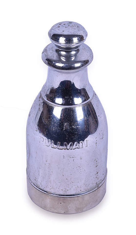 273 - Stanley Pullman Super Vac Thermos For Railroad Use thumbnail