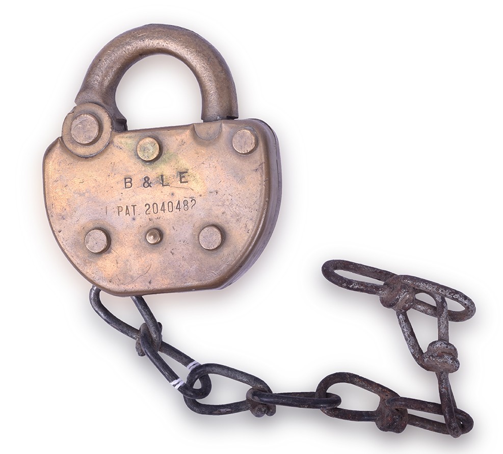 325 - Adlake Brass Bessemer & Lake Erie Railroad Lock thumbnail