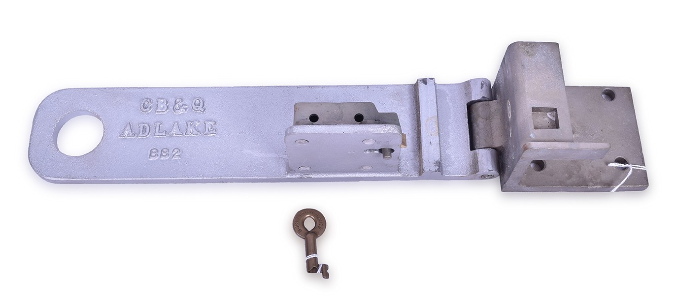 30 - Adlake / CB&Q Railroad 882 Lock / Hinge w/ Key thumbnail