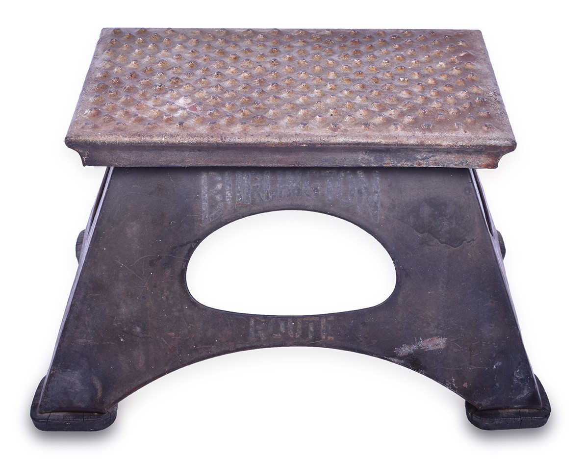 120 - CB&Q / Burlington Passenger Car Step Box thumbnail