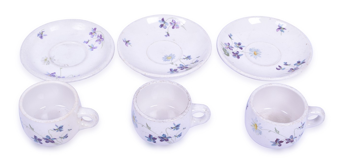 131 - Six Syracuse and Shenango CB&Q Violets and Daisies Coffee Cups and Saucers thumbnail