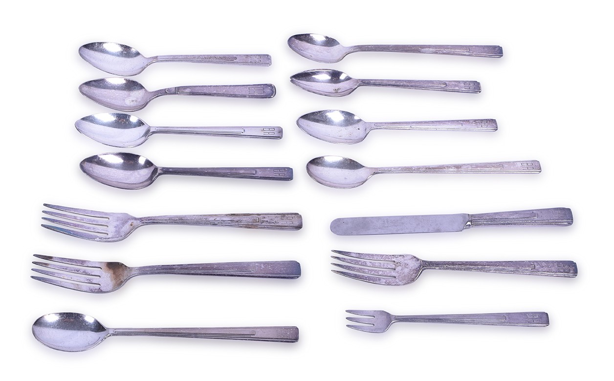 174 - Fourteen Pieces of Reed and Barton Modern Burlington Route / CB&Q Silverware thumbnail