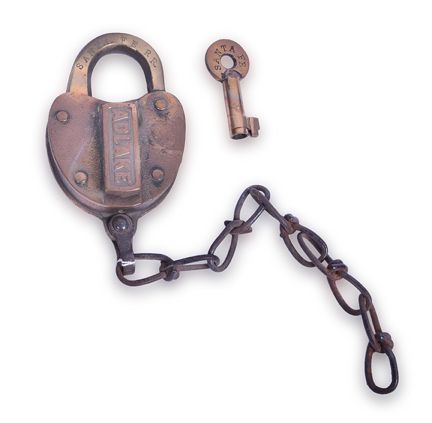 196 - Adlake Santa Fe Railroad Brass Heart Shaped Switch Lock w/ Serif Font Key thumbnail