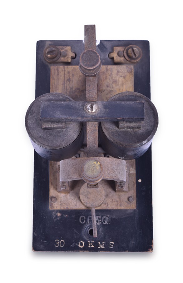 338 - Foote, Pierson & Co. CB&Q / Burlington 30 OHM Telegraph Sounder thumbnail