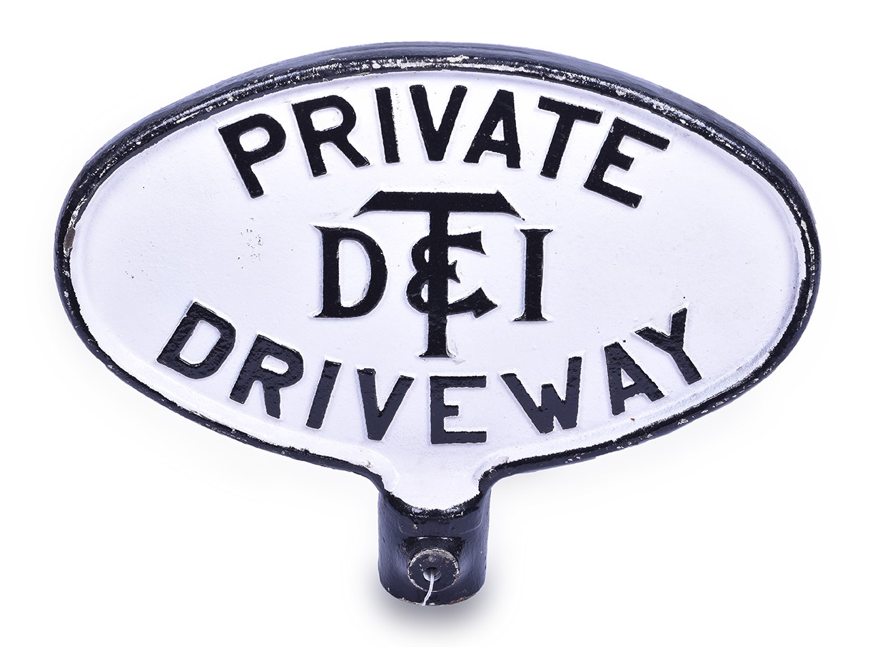400 - Detroit, Toledo, and Ironwood / DT&I Railroad Cast Iron Private Driveway Sign thumbnail