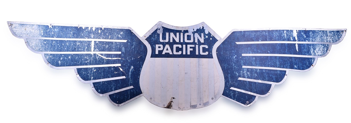 414 - Union Pacific Aluminum Medallion / Winged Shield thumbnail