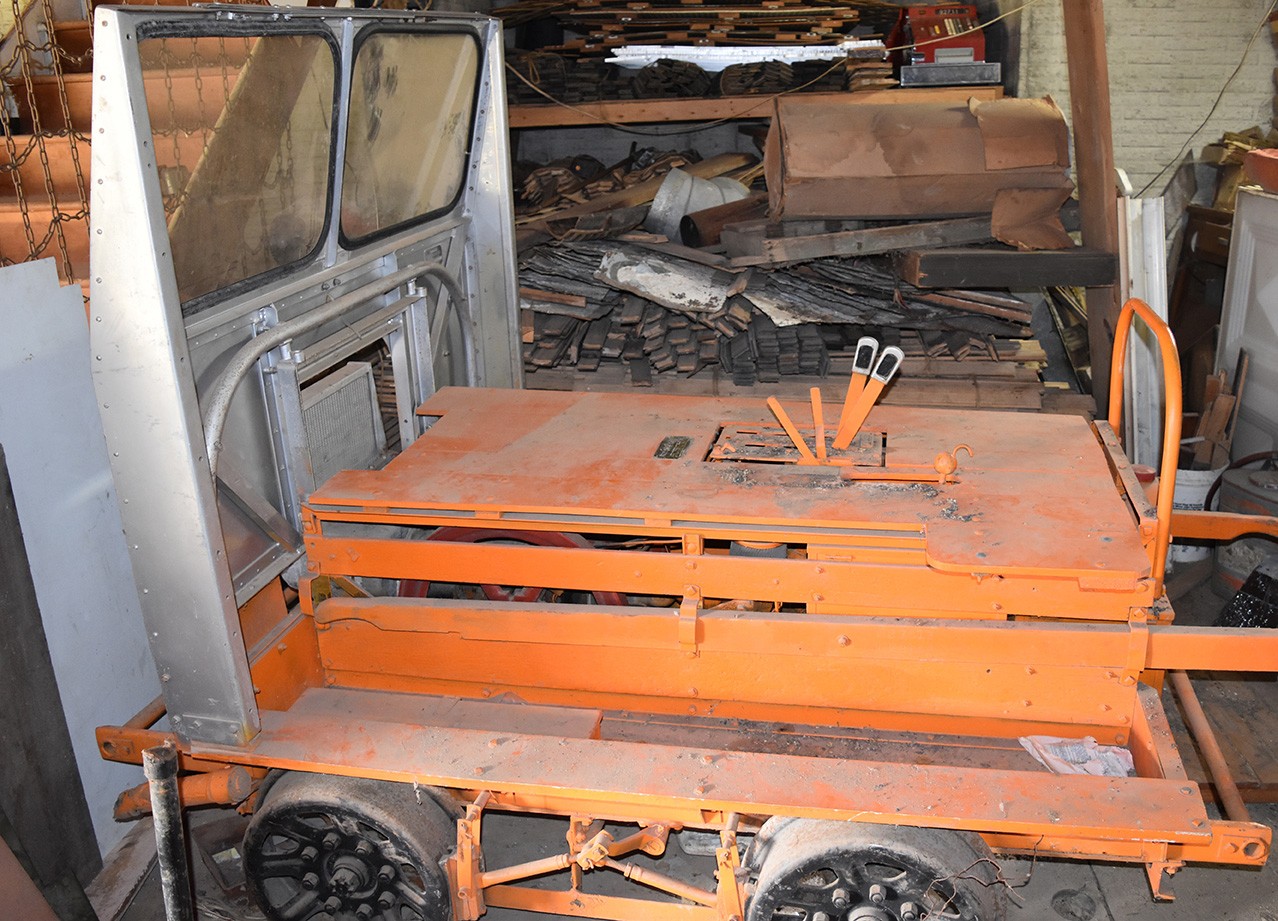 432 - Fairmont ST-2F Motor Car With Windshield thumbnail