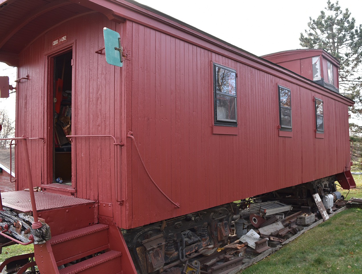 450 - CB&Q / Burlington and Missouri River Wood Caboose thumbnail
