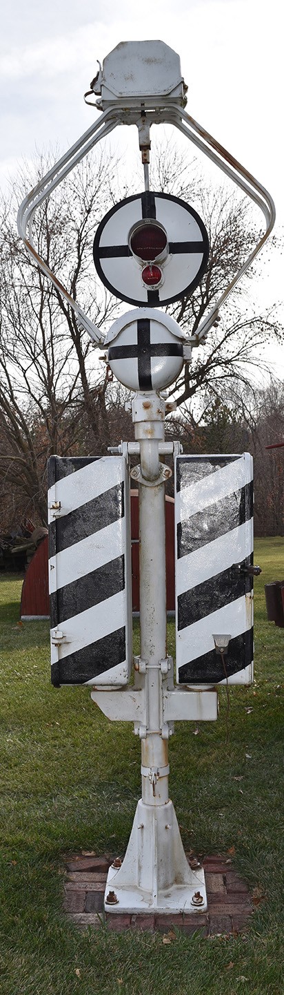 464 - Western Railroad Supply Co. Harp Style Wig Wag Railroad Signal thumbnail