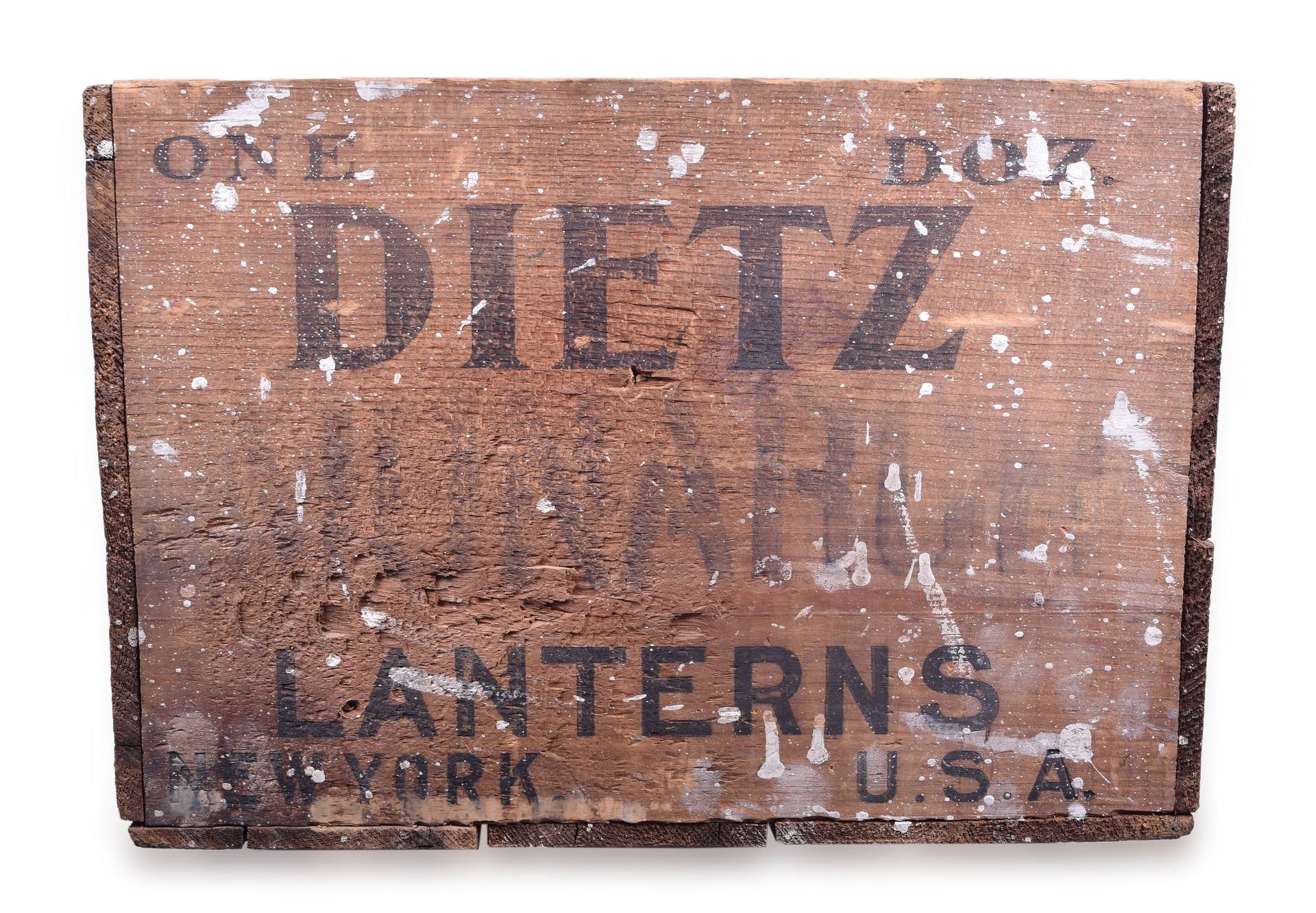 479 - Dietz Monarch Lantern Wooden Shipping Crate thumbnail
