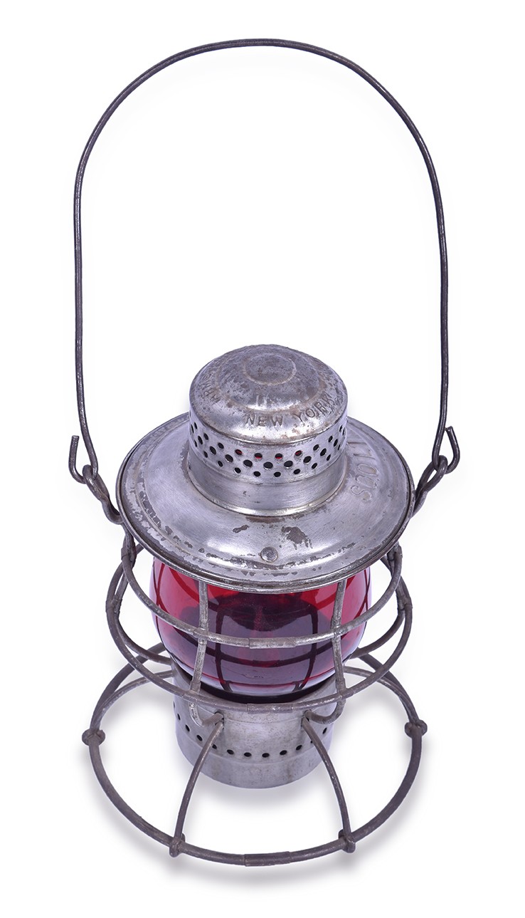 527 - Armspear Soo Line Railroad No. 12 lantern w/ Red Cast Globe thumbnail
