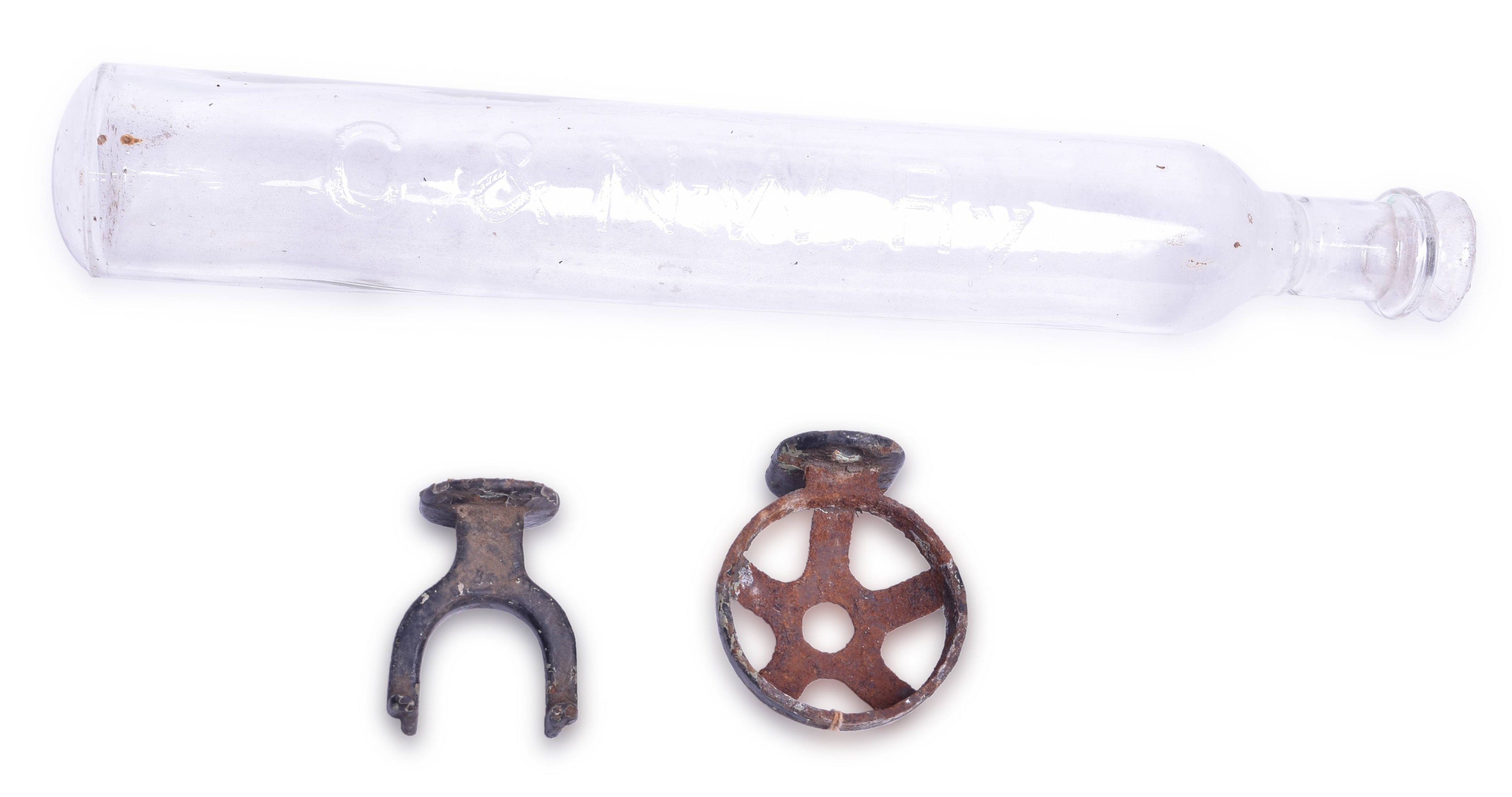 4070 - Chicago and Northwestern Railroad Glass Fire Grenade / Bottle thumbnail