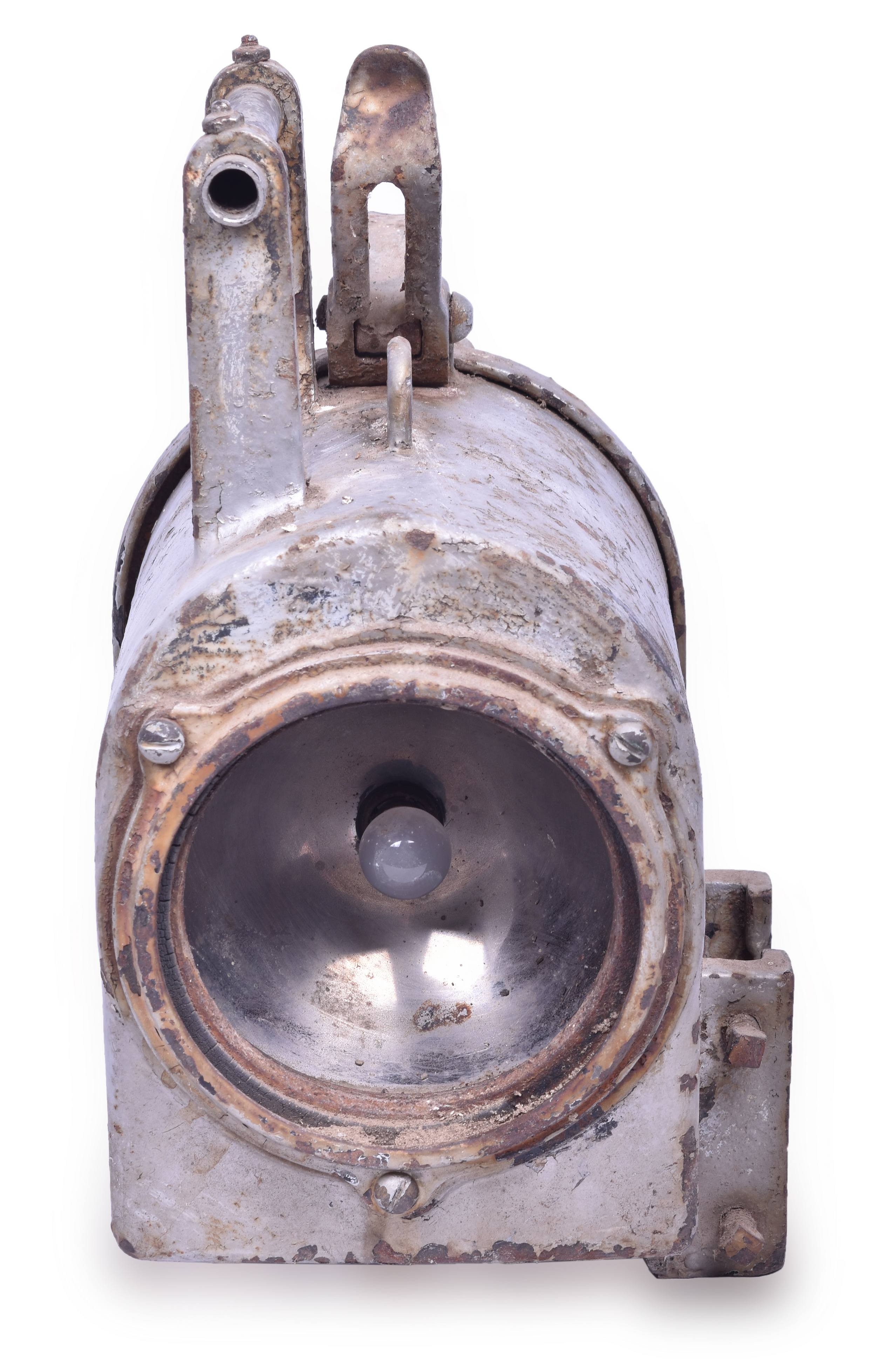 4084 - L.S. Brach Railroad Semaphore Lamp thumbnail