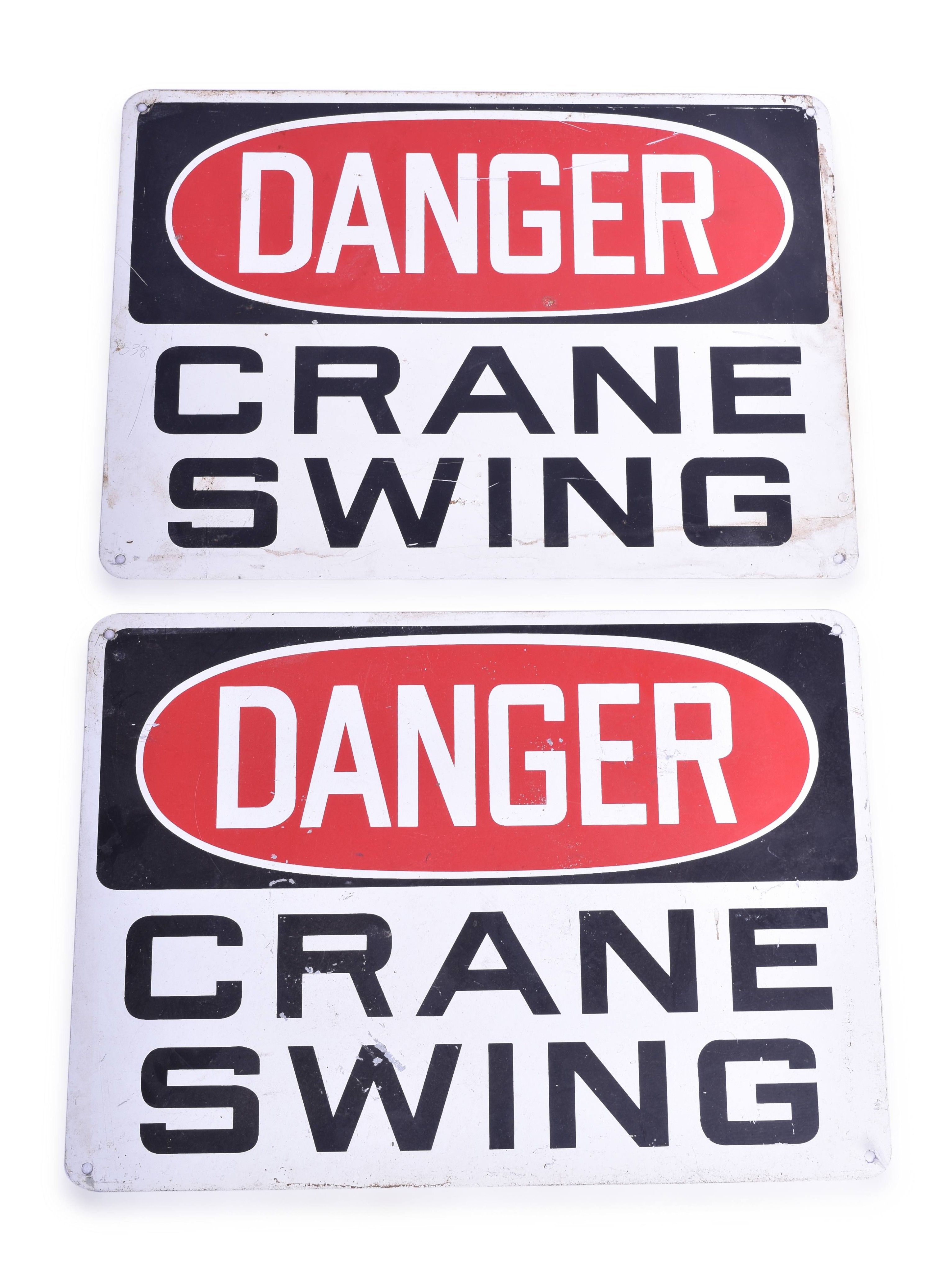 4106 - Pair of Metal 