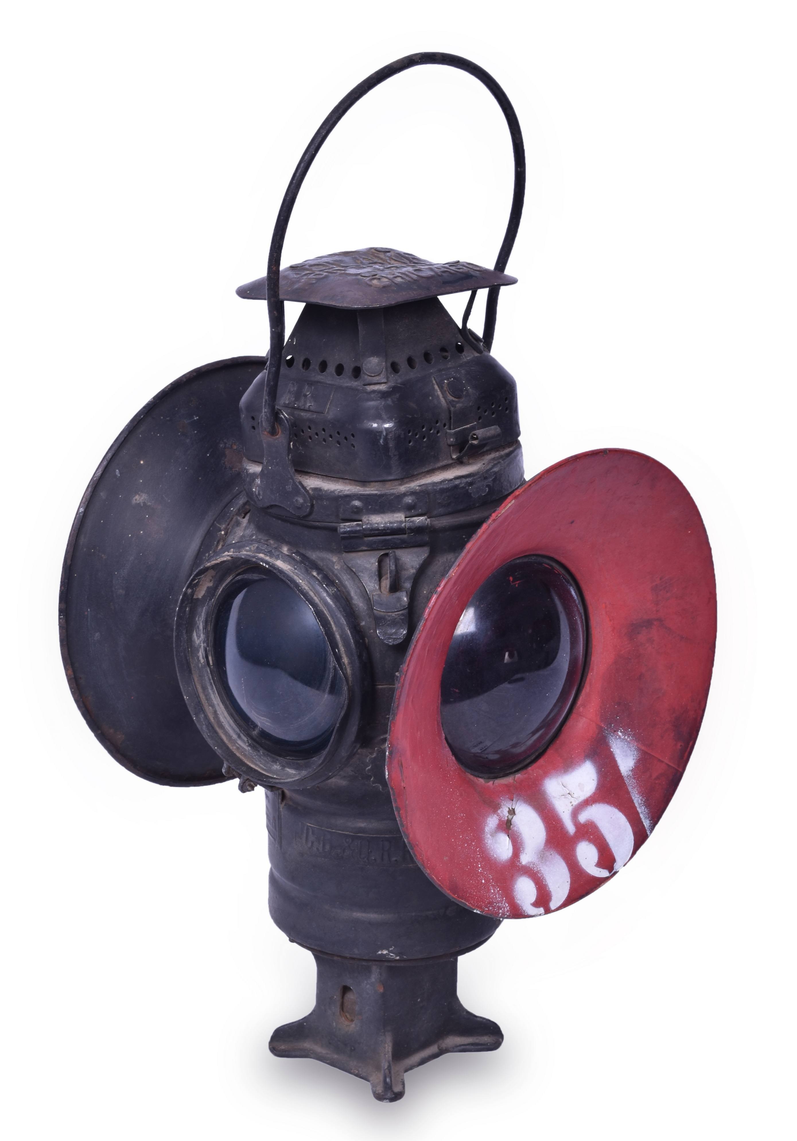 4140 - Adams & Westlake CB&Q / Burlington Switch Lamp w/ Red Day Targets thumbnail