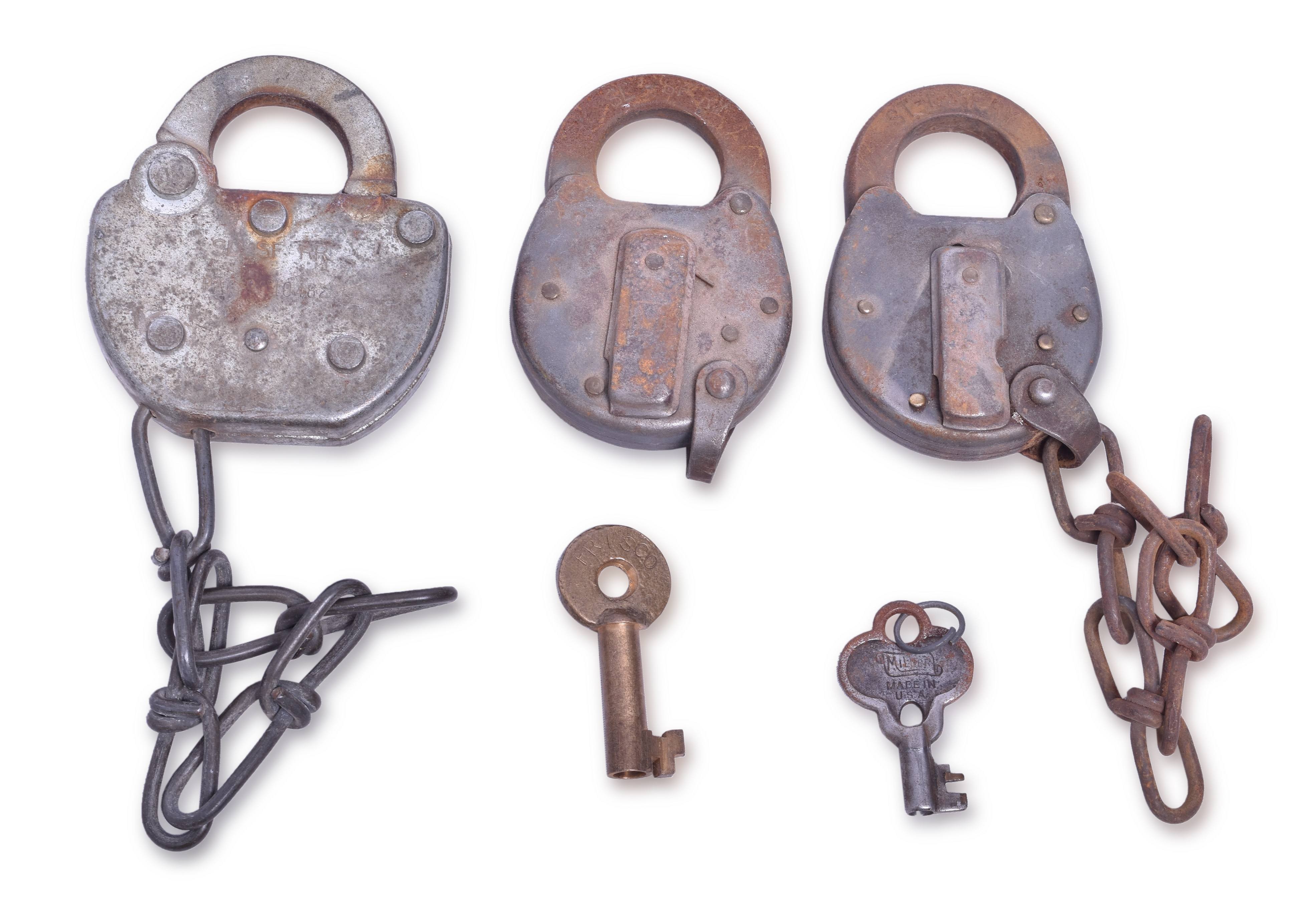 4267 - Three St. Louis San Francisco / Frisco Railroad Locks thumbnail