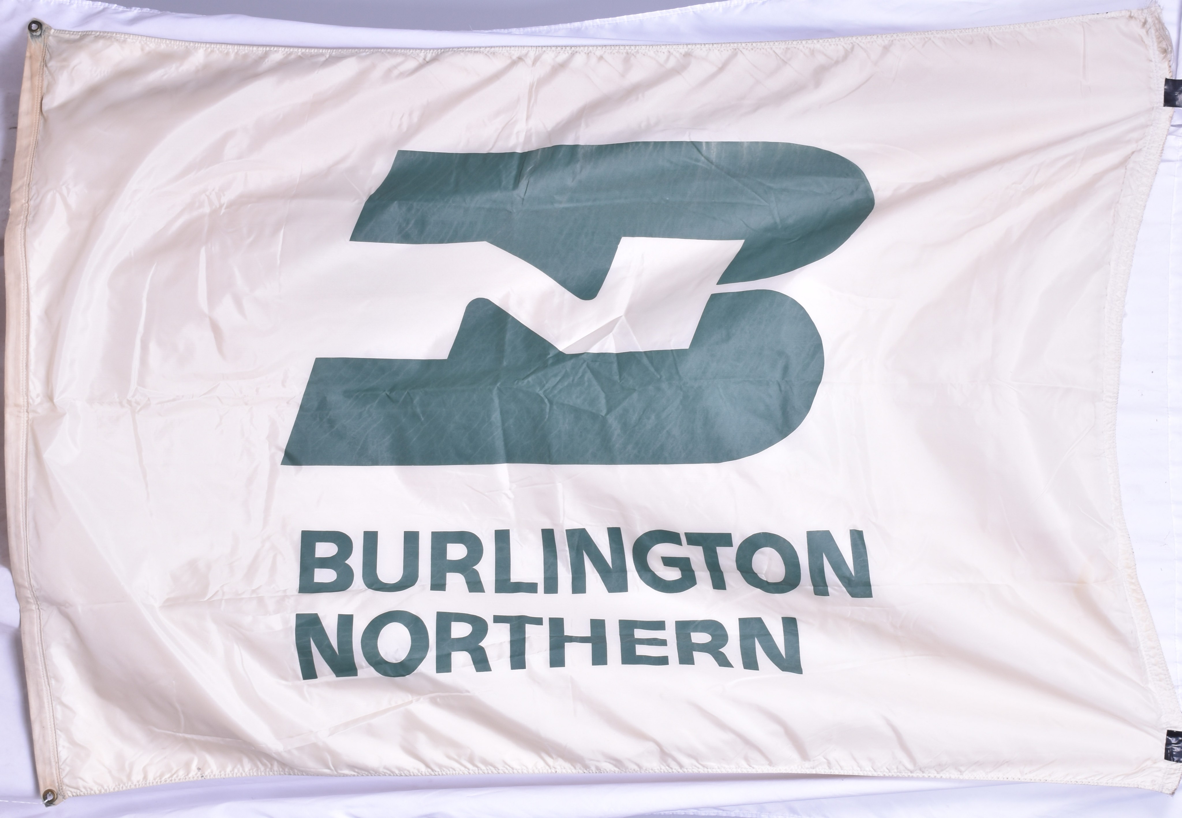 4353 - Large Burlington Northern Railroad Flag thumbnail