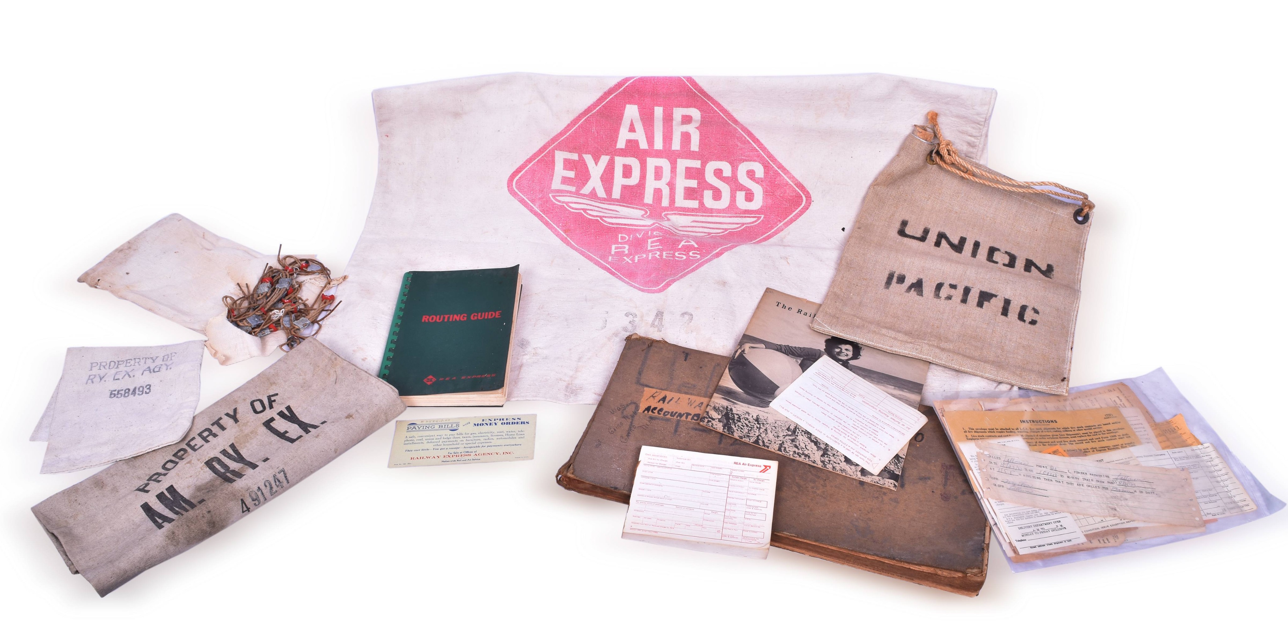 4420 - Railway Express Agency / Adams Express / American Railway Express Bags, Book, and Papers thumbnail