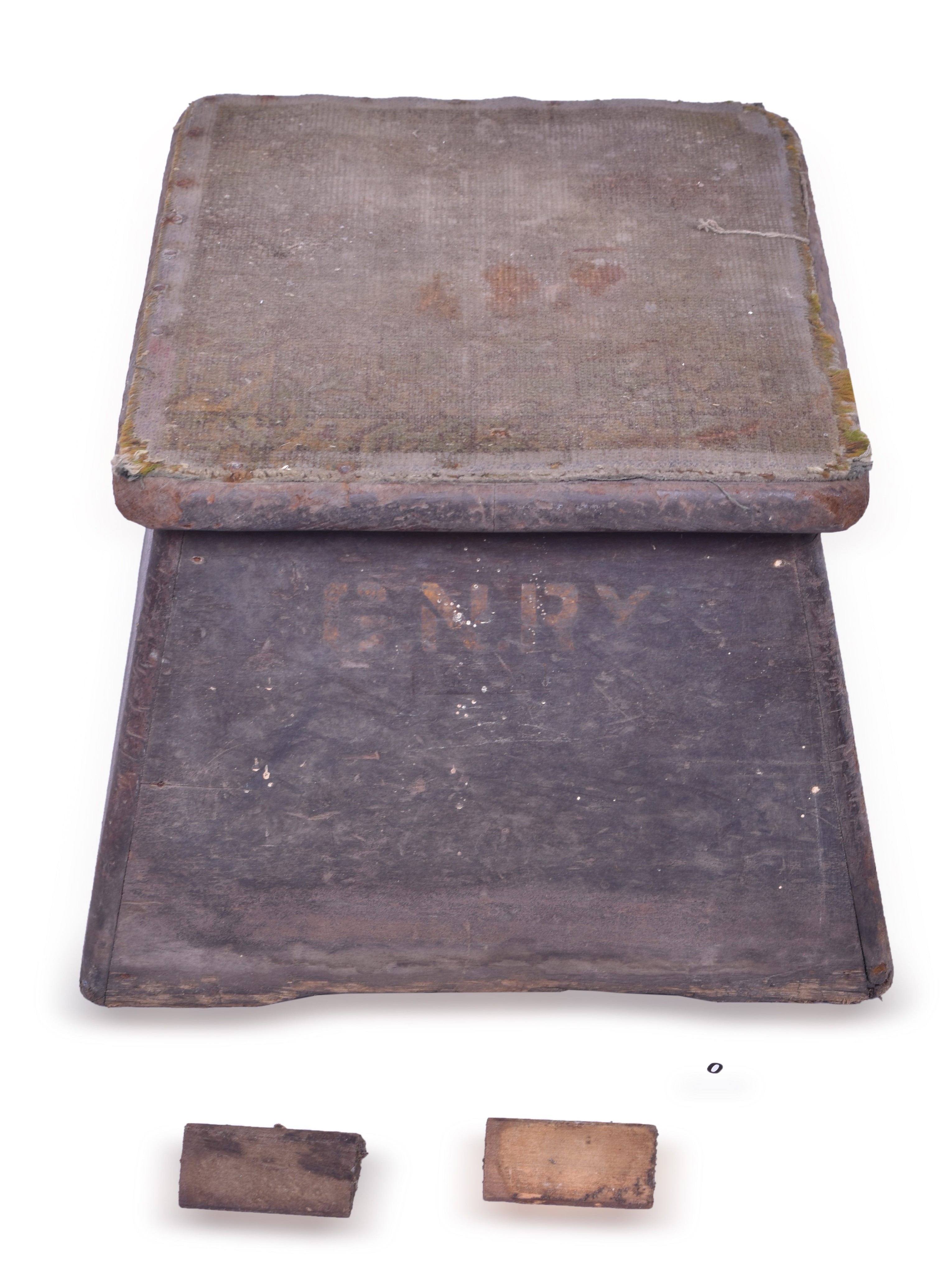 208 - Great Northern Railway Wooden Passenger Car Step Box thumbnail