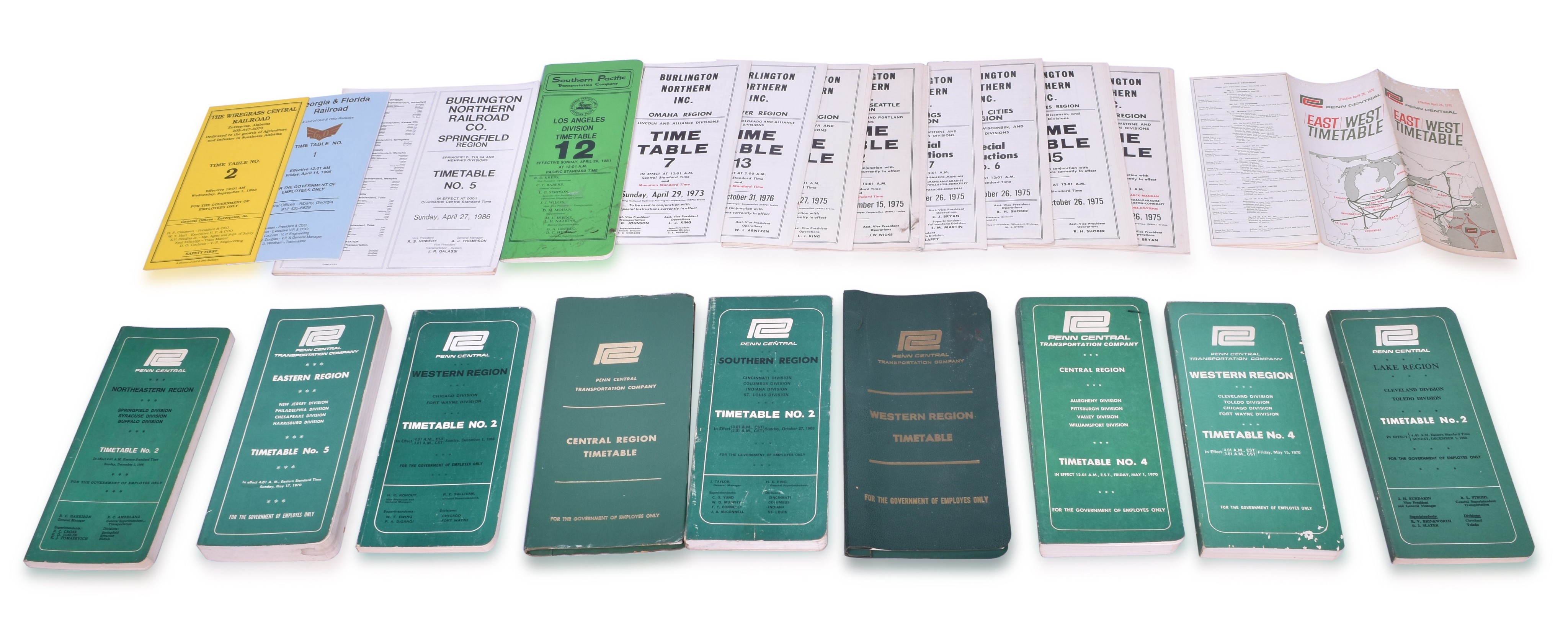 1061 - Penn Central and Burlington Northern Employee Timetable Group and more. thumbnail