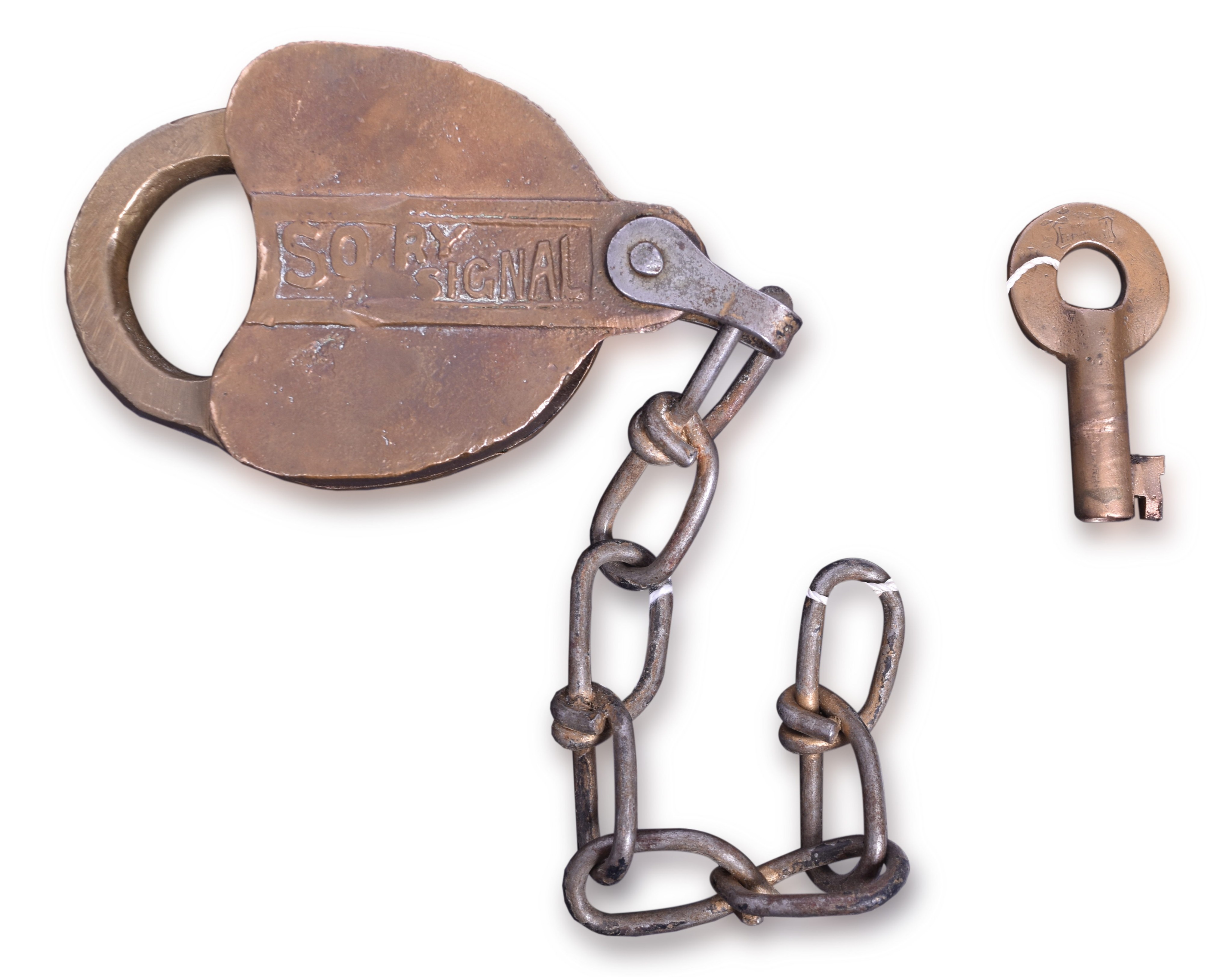 1251 - A&W Southern Railway Signal Brass Heart Shaped Lock w/ Key thumbnail