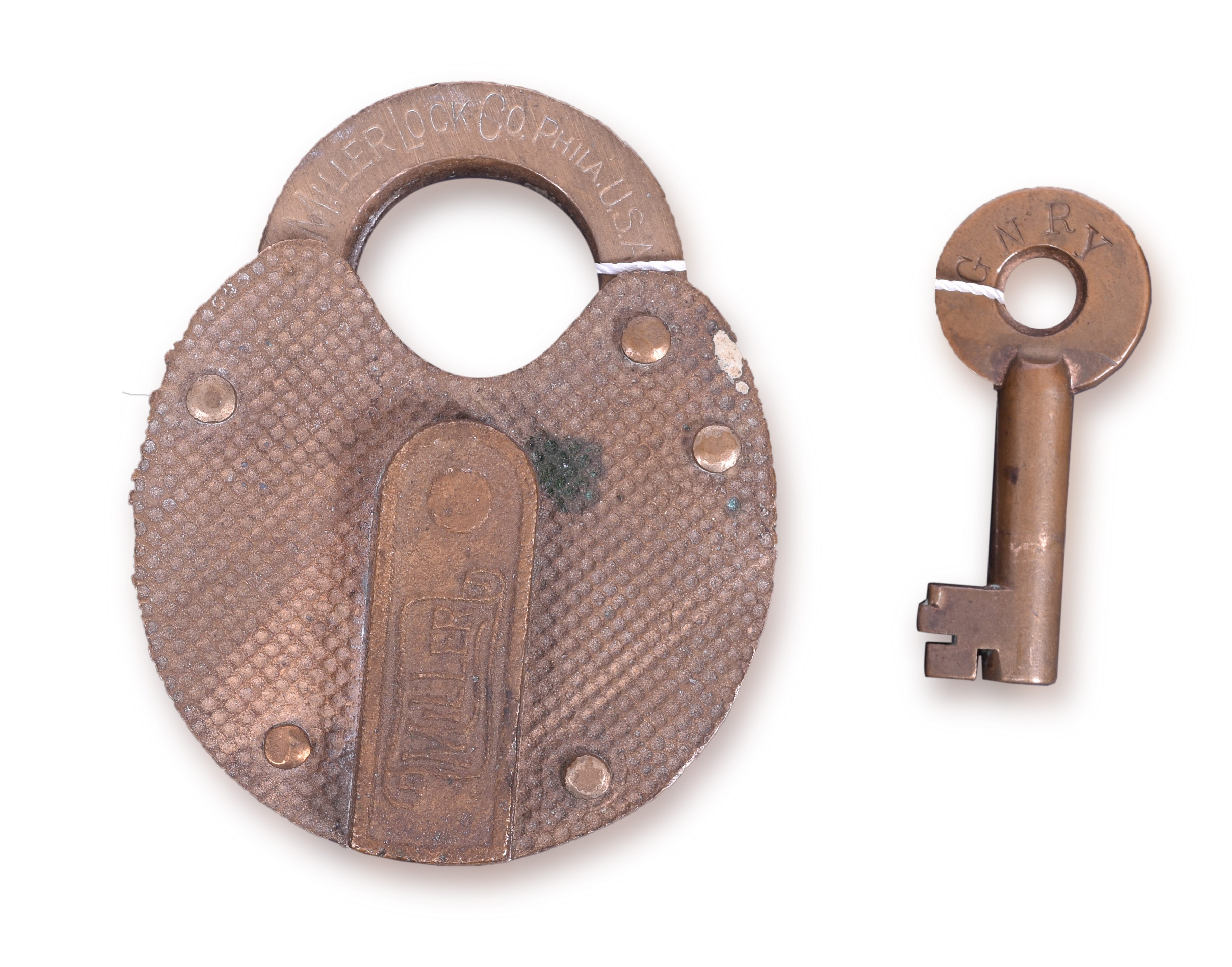 1267 - Great Northern Railroad Miller Brass Lock w/ Key thumbnail