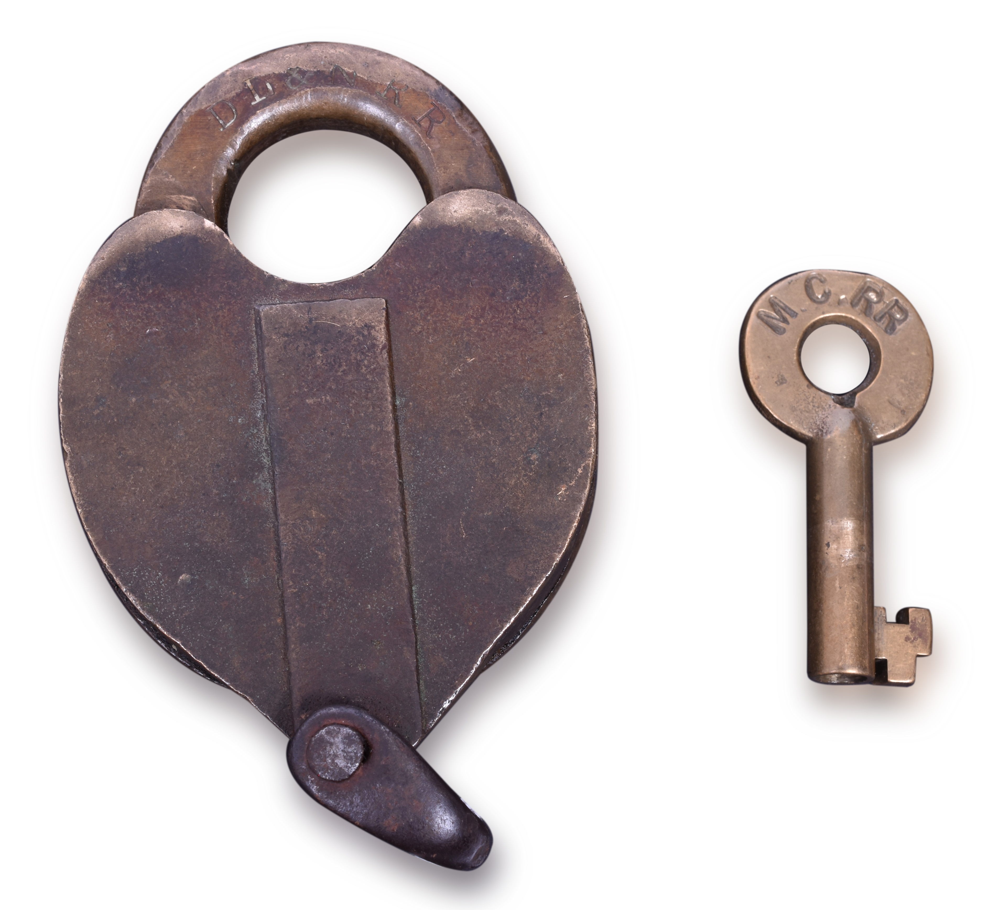 1315 - Detroit, Lansing & Northern Railroad Wilson Bohannan Brass Heart Lock w/ Key thumbnail