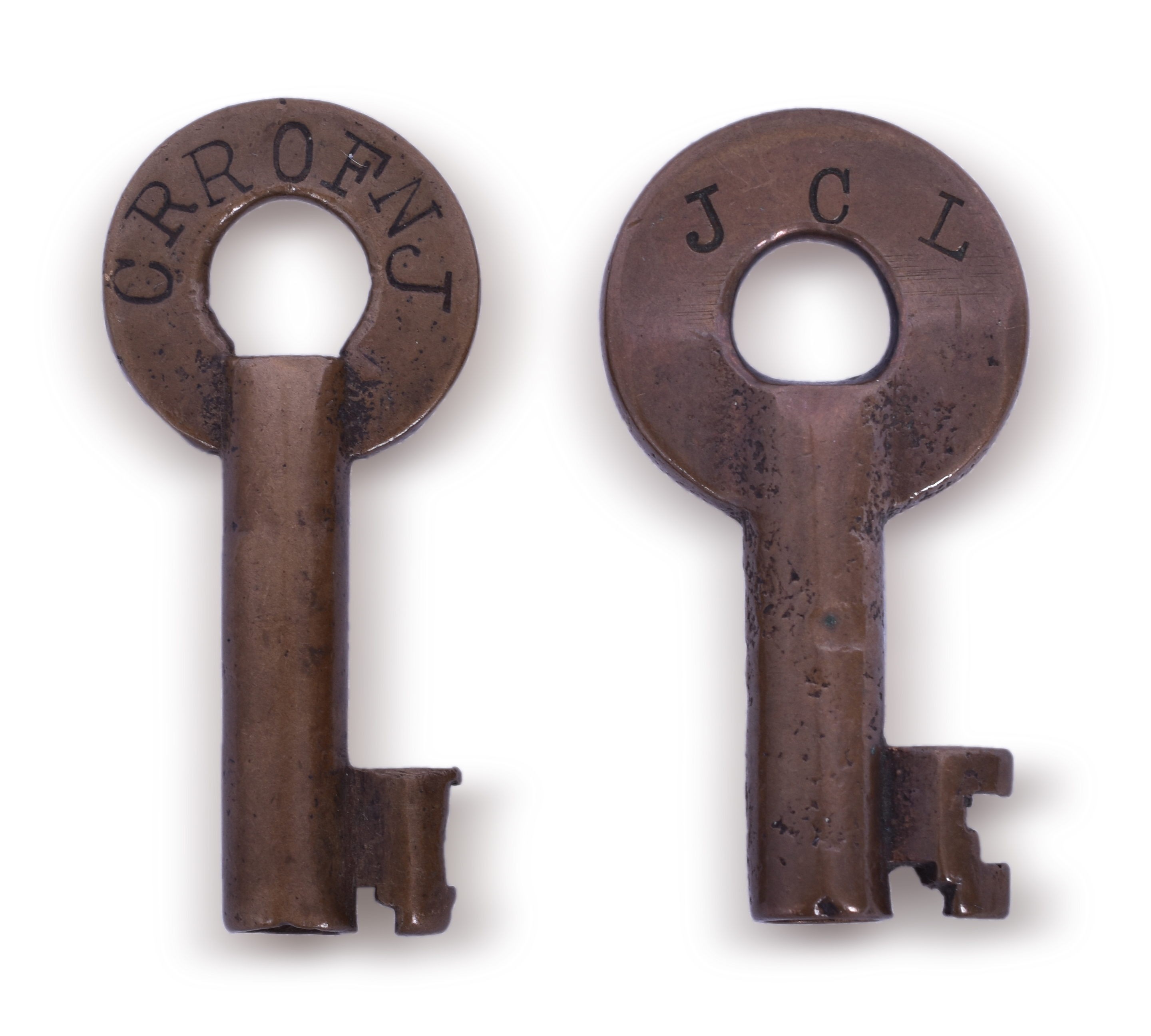 1450 - Pair of Central Railroad of New Jersey Brass Keys thumbnail