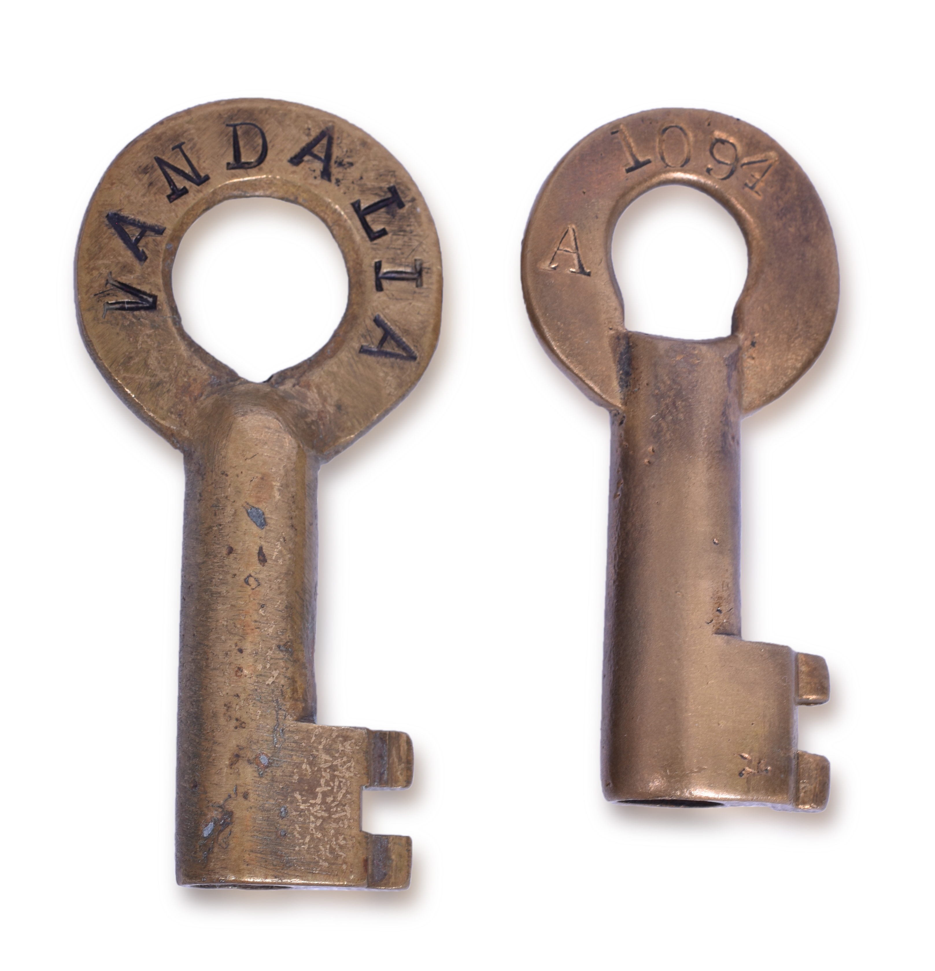 1474 - Pair of Vandalia Railroad Brass Switch Keys thumbnail