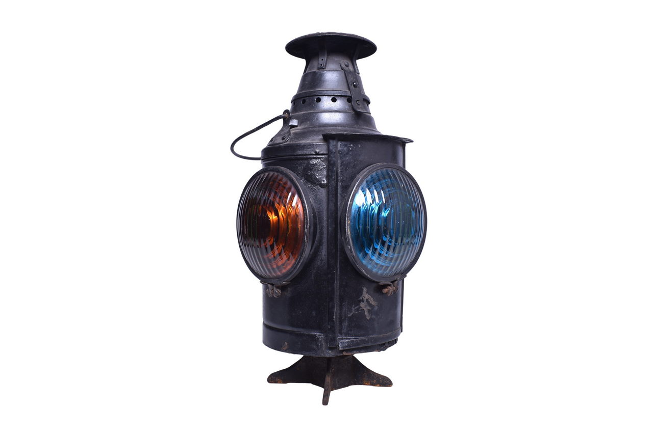 1566 - Dressel Railroad Switch Lamp thumbnail