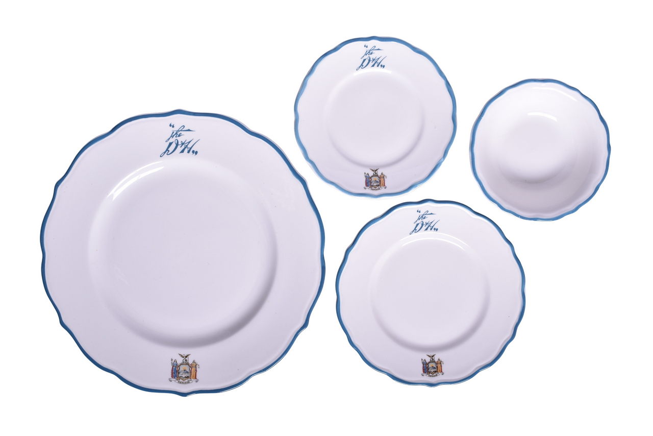 1613 - Delaware and Hudson Railroad China Adirondack Plates and Bowl thumbnail