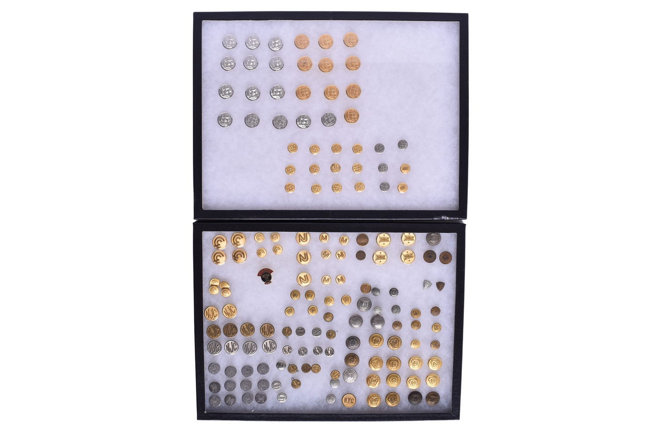 1624 - 150 Railroad Uniform Buttons and Pins thumbnail