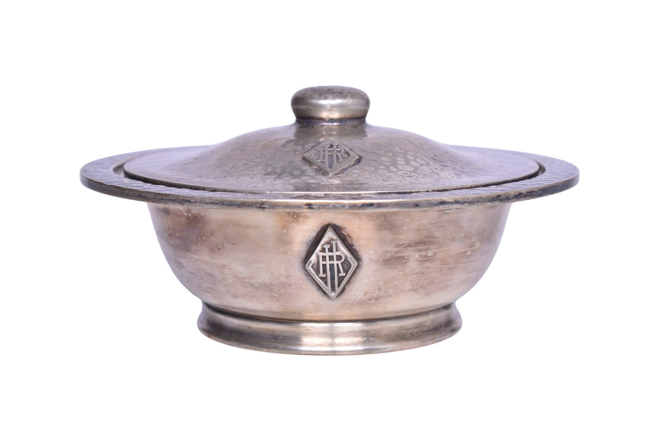 1627 - Lehigh Valley Railroad Silver Hammered Footed Bowl w/ Lid thumbnail