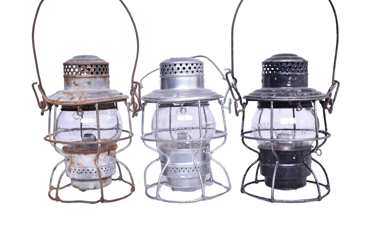 1670 - Trio of Adlake Kero Illinois Central Railroad Lanterns thumbnail