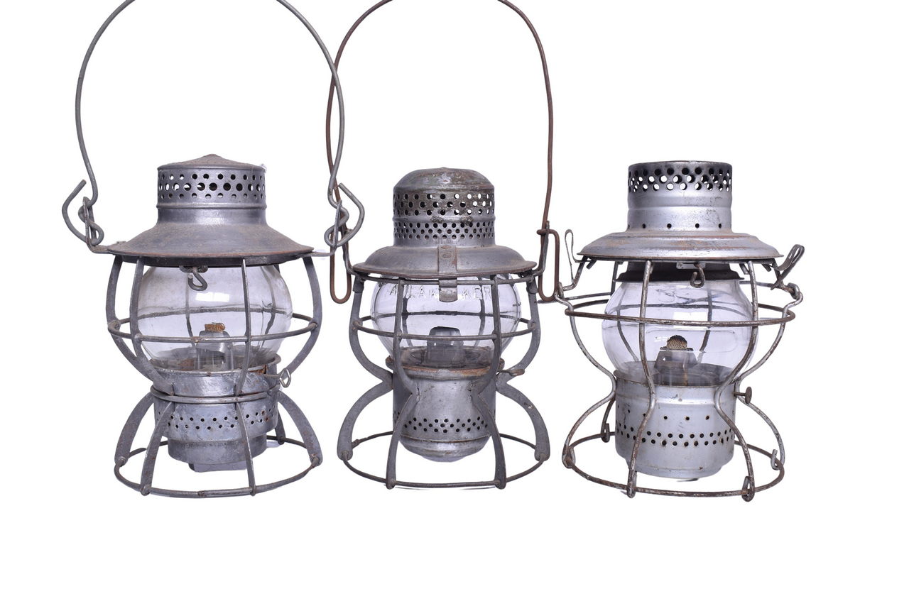 1690 - Trio of East Coast Railroad Lanterns - Pennsylvania, Penn Central, and Lehigh Valley thumbnail