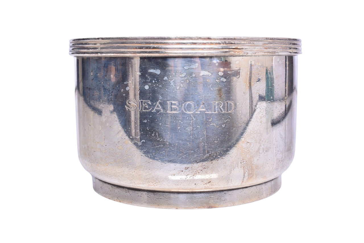 1697 - International Silver Seaboard Railroad 5 Pint Ice Bowl thumbnail