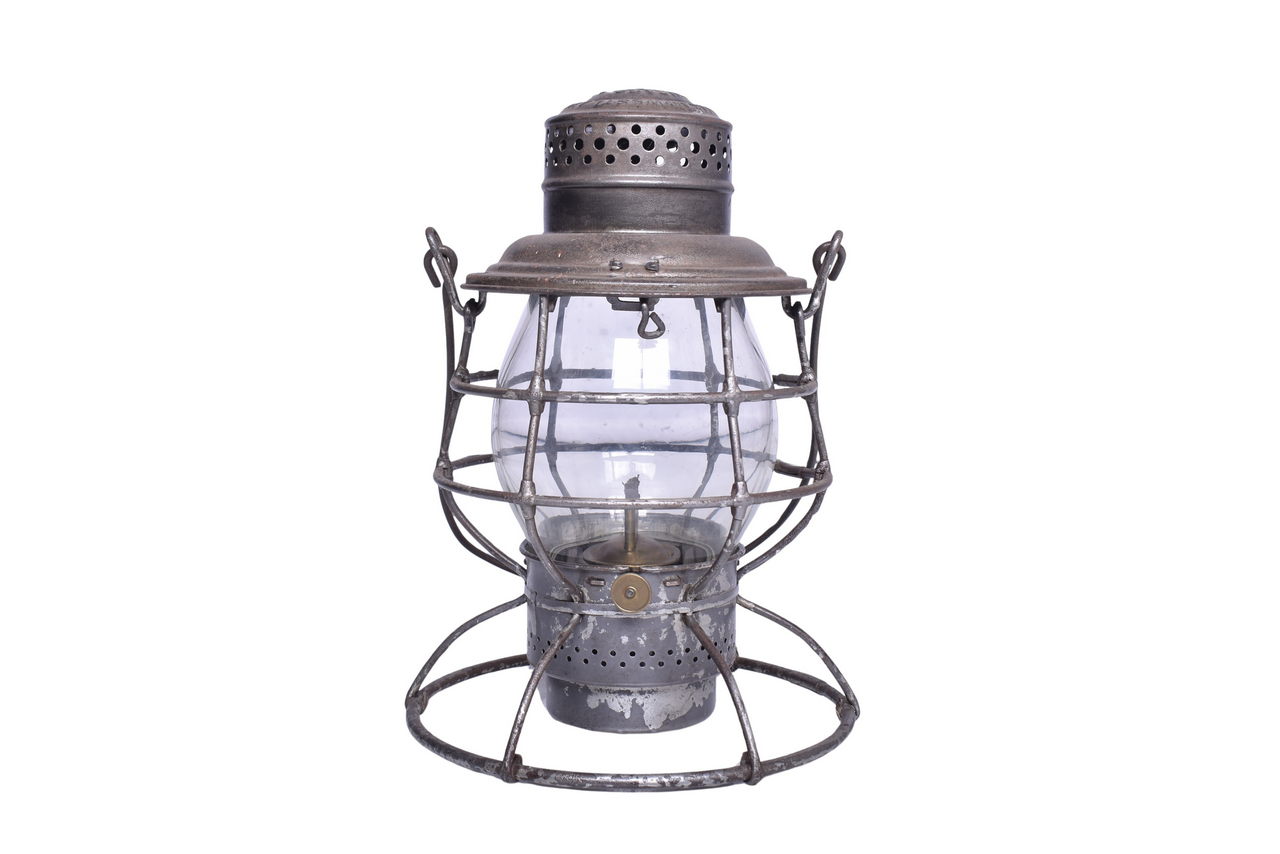 1728 - Adams & Westlake Cincinnati, Hamilton & Dayton Railway Railroad Lantern thumbnail