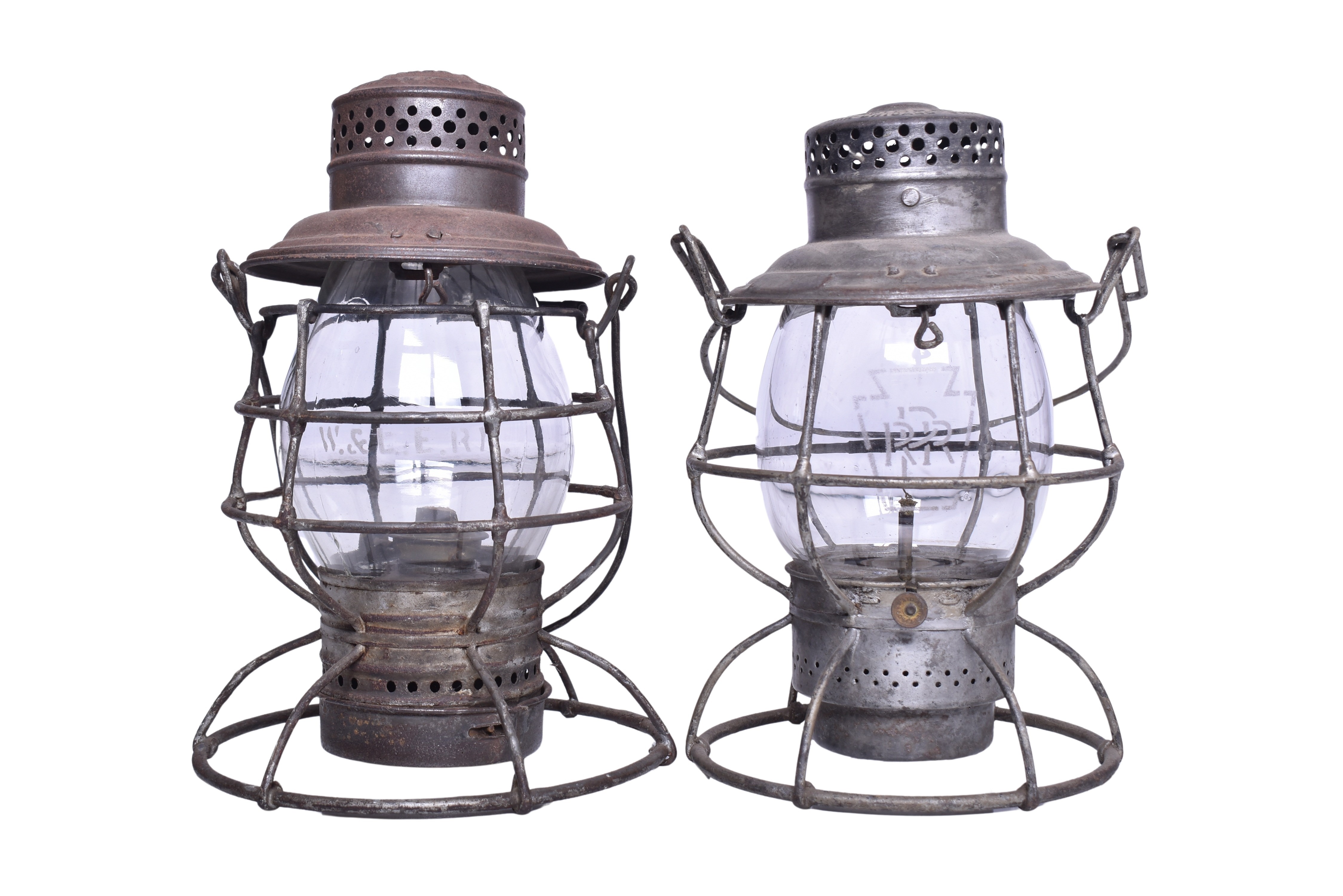 1740 - Pair of Adams & Westlake Etched Globe Railroad Lanterns - Wheeling & Lake Erie and Pennsylvania thumbnail