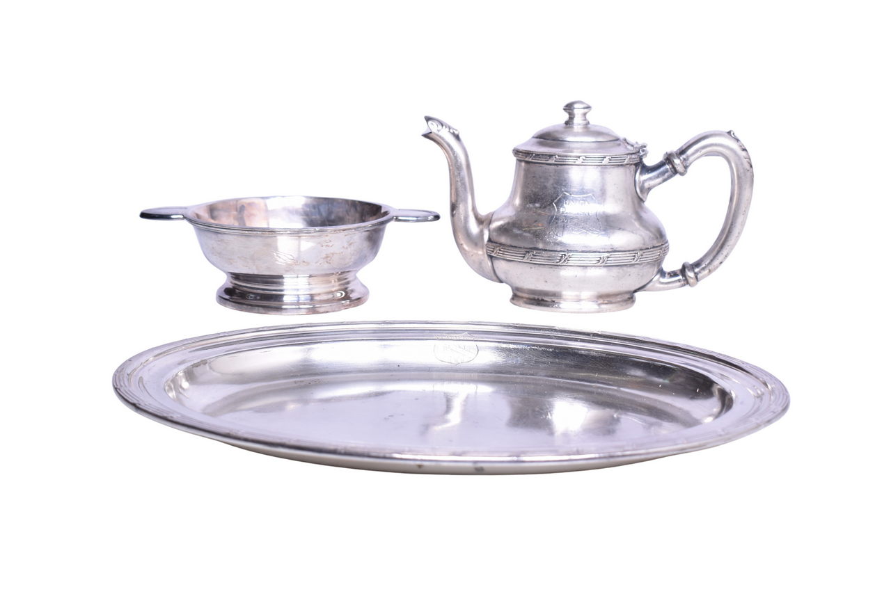 1801 - Union Pacific Railroad Silver Overland Route Teapot, Oval Tray, and Streamliner Bowl thumbnail